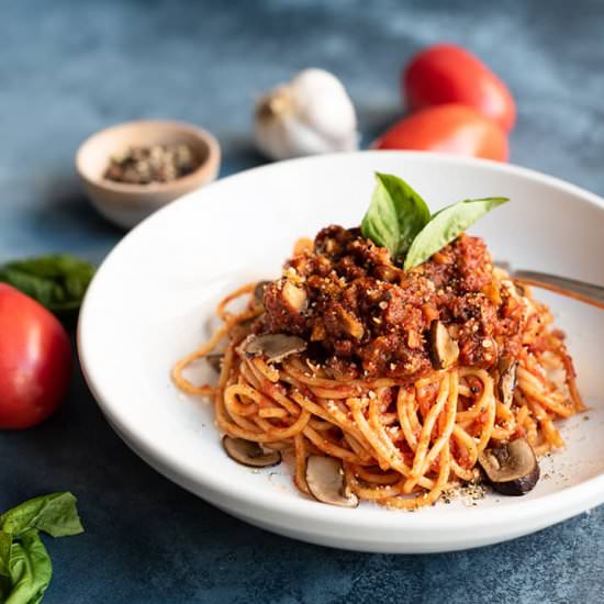 Spaghetti with Mushroom Ragout