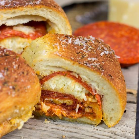 Pepperoni Pizza Bundtwich