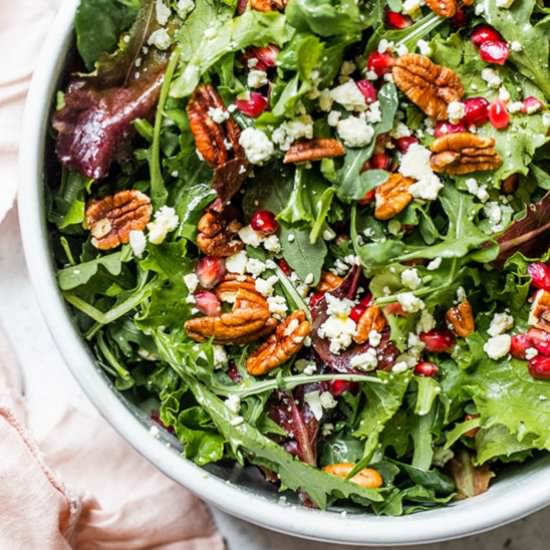 Mixed Greens, Gorgonzola, Pecans