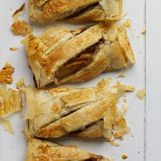 Easy Apple Strudel