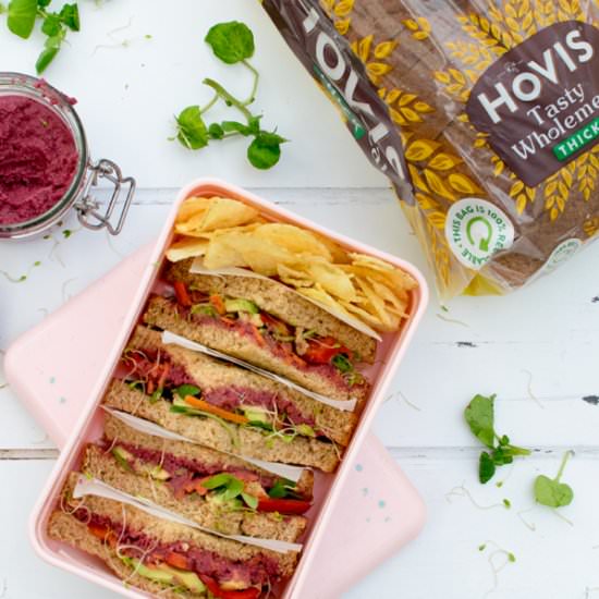 Beetroot Hummus Sandwich [vegan]