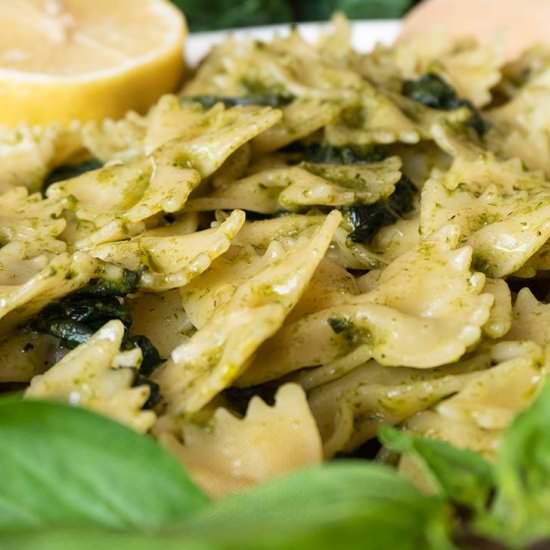 Lemony Pesto Farfalle Pasta