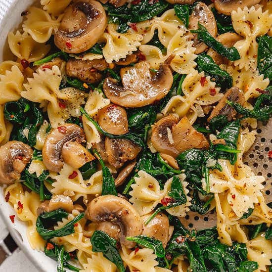 Spinach Mushroom Pasta Skillet