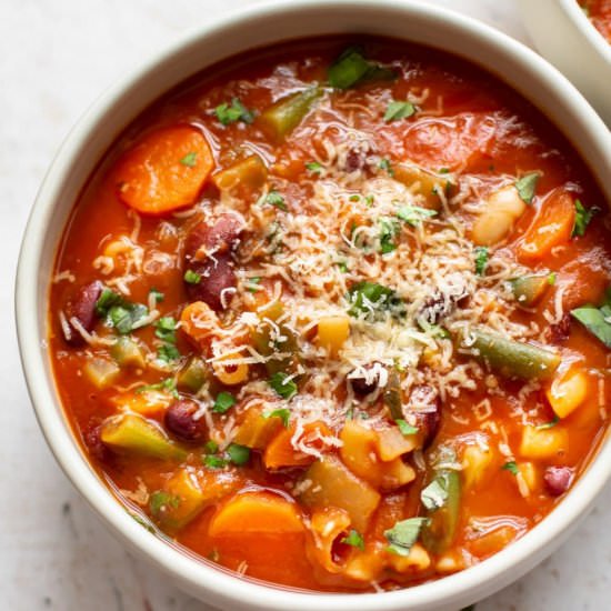 easy minestrone soup