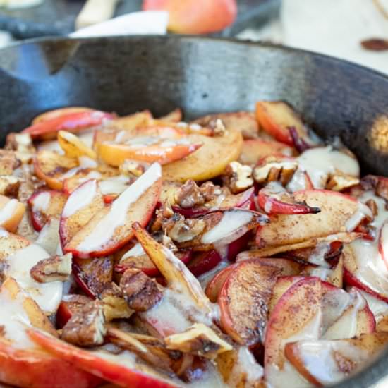 skillet apples with orange cream