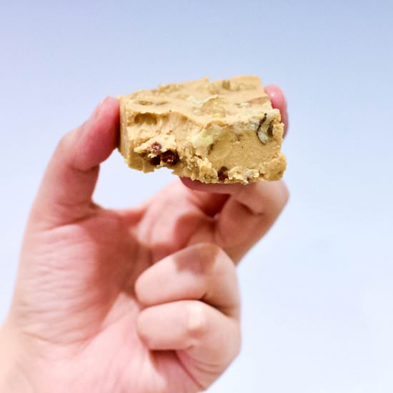 Delicious Cashew Butter Fat Bombs