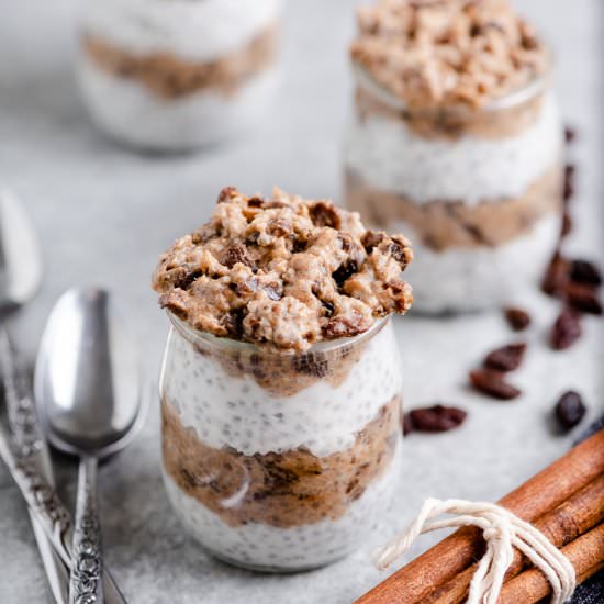 Cinnamon Raisin Chia Pudding