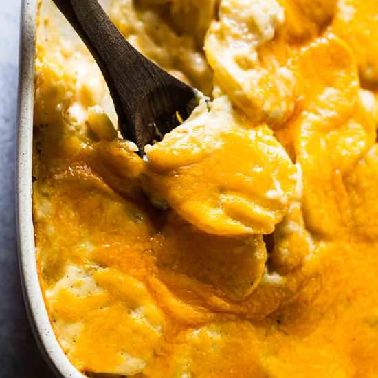 Easy Cheesy Scalloped Potatoes
