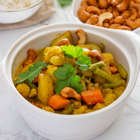Vegetarian Thai Yellow Curry
