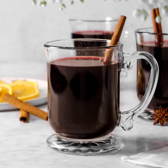 Gingerbread Spiced Mulled Wine