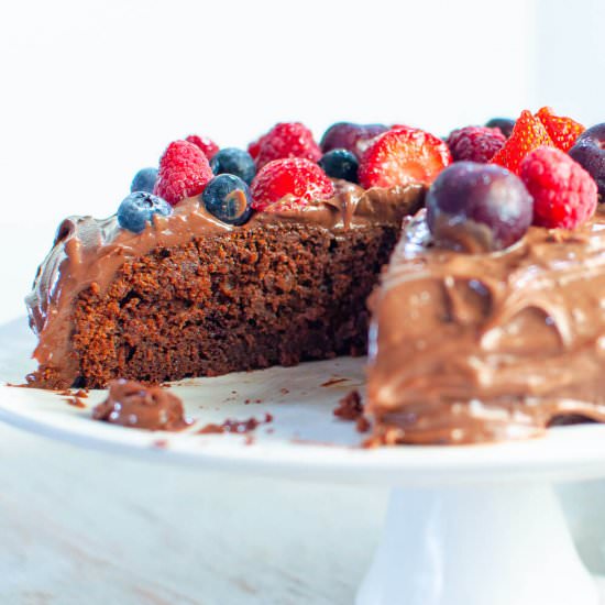 Chocolate Date Cake with Ganache