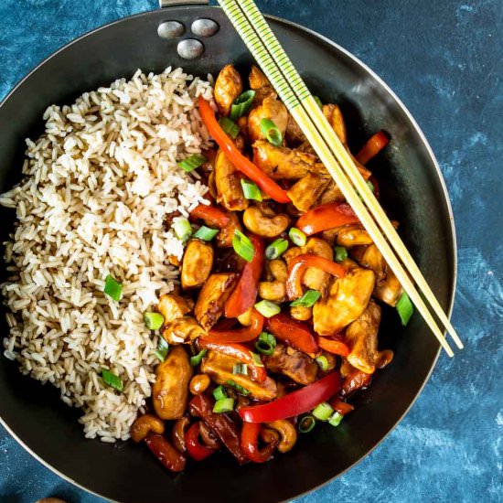 Garlic Ginger Cashew Chicken