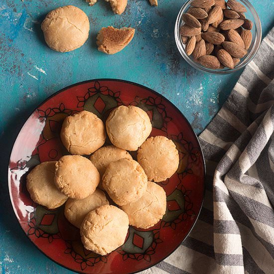 Turkish Almond Cookies