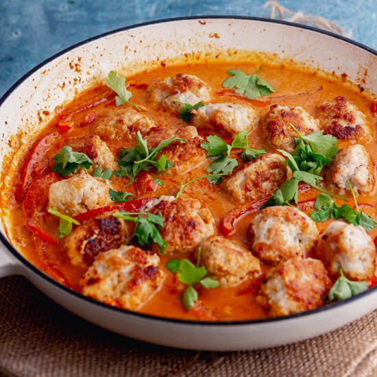Meatball Curry with Creamy Coconut