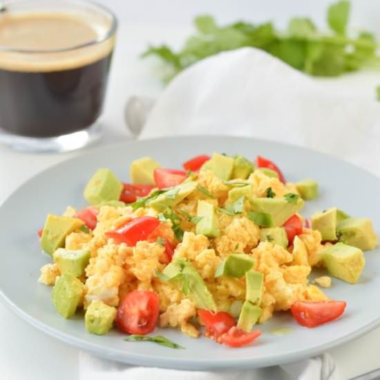 KETO SCRAMBLED EGGS