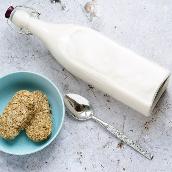 Homemade oat milk