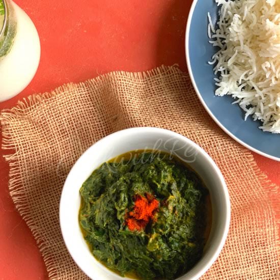 Palak ka kaapa (Spinach gravy)