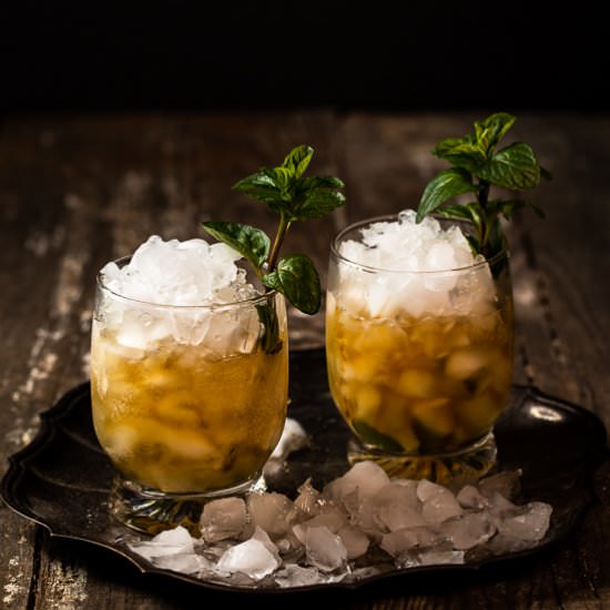 Classic Mint Julep Cocktail