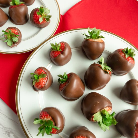 Chocolate Dipped Strawberries