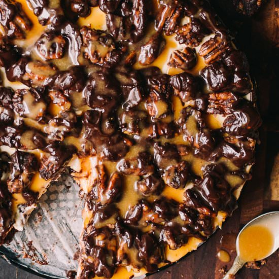 Low Carb Turtle Cheescake