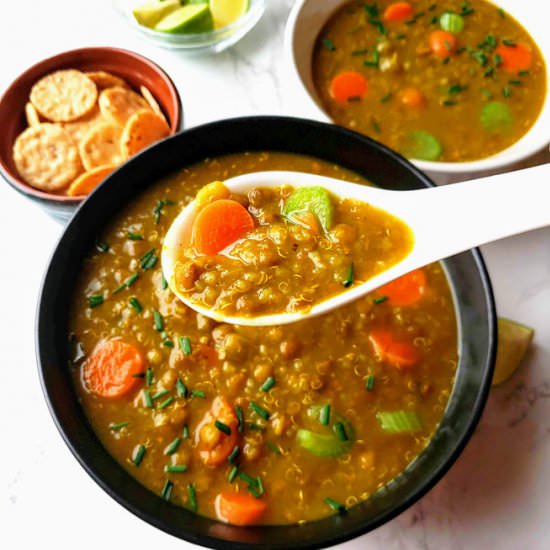 Lentil Quinoa Detox Soup