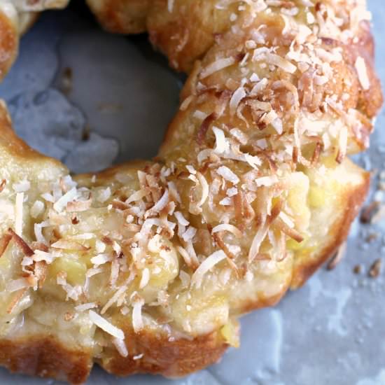 Pina Colada Monkey Bread