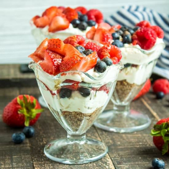 No Bake Cheesecake Parfaits