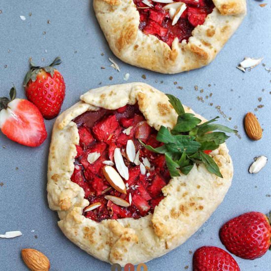 Eggless Strawberry Galette