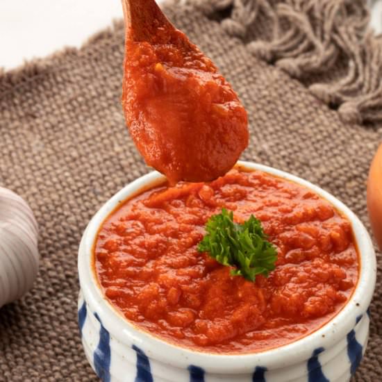 Homemade Tomato Sauce