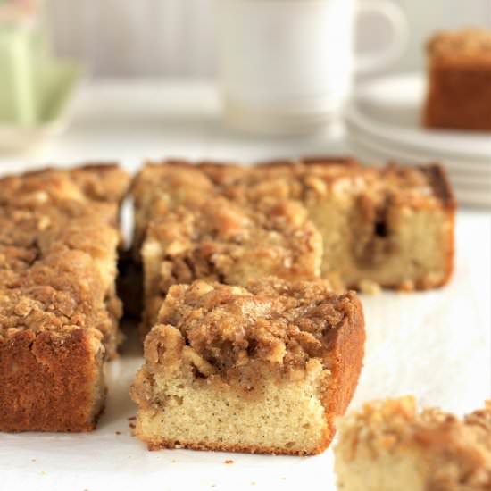 cardamom yogurt coffee cake