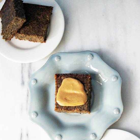 Paleo Banana Poppy Seed Cake