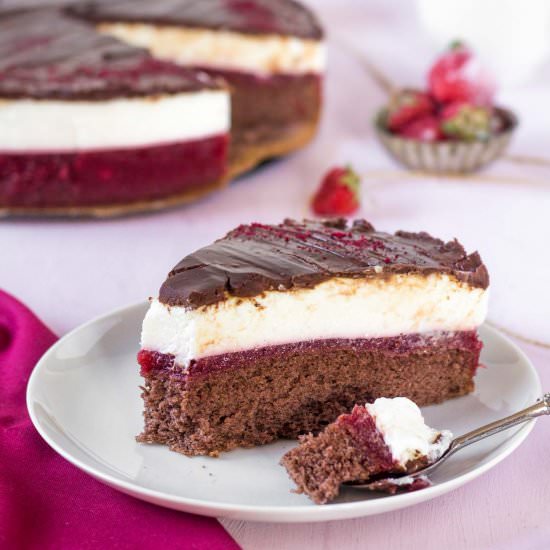 Strawberry Cream Cheese Cake
