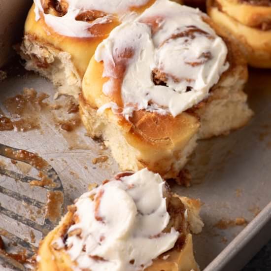 Hawaiian Cinnamon Rolls