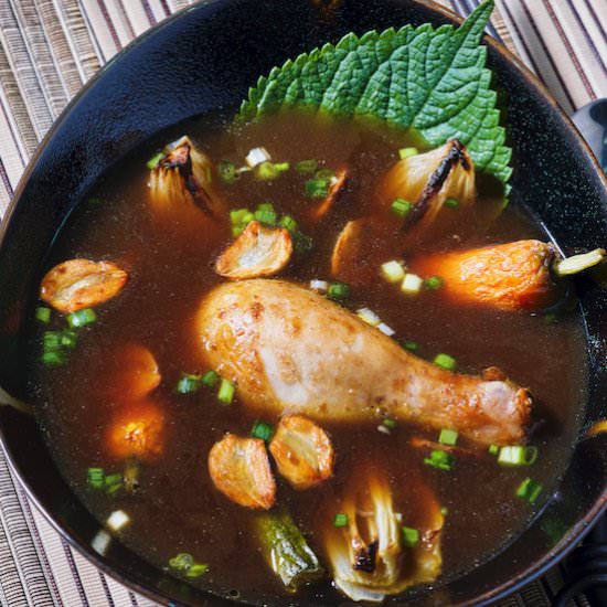 Chicken and garlic broth