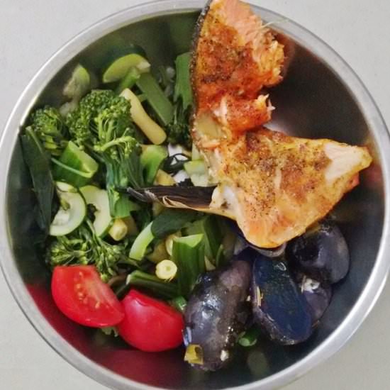 Roasted Salmon Collar Veggie Bowl