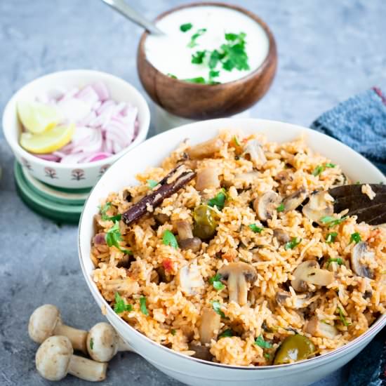 Instant Pot Mushroom Pilaf