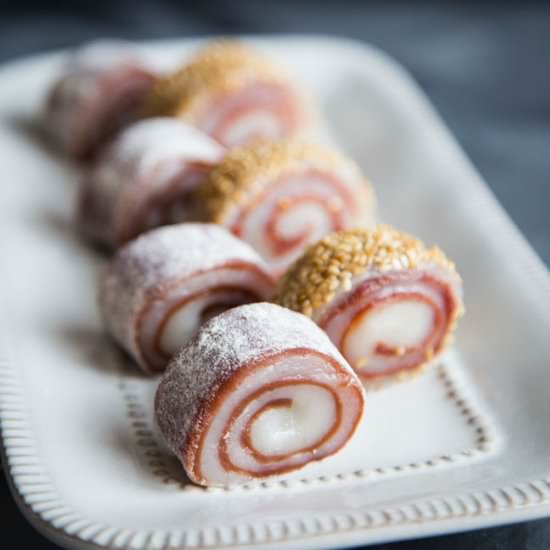 Steamed Mochi Rolls