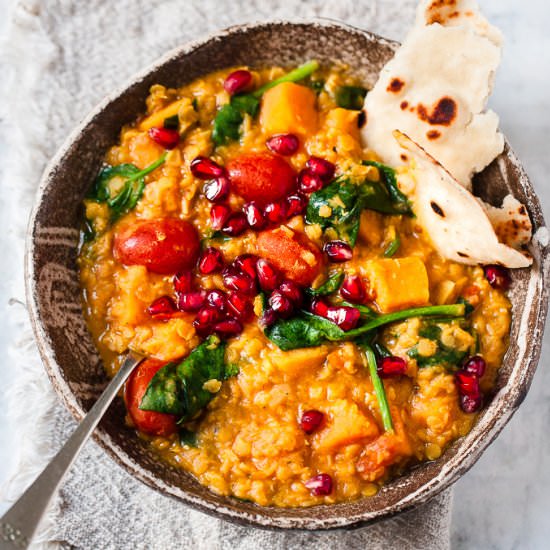 EASY RED LENTIL DHAL CURRY