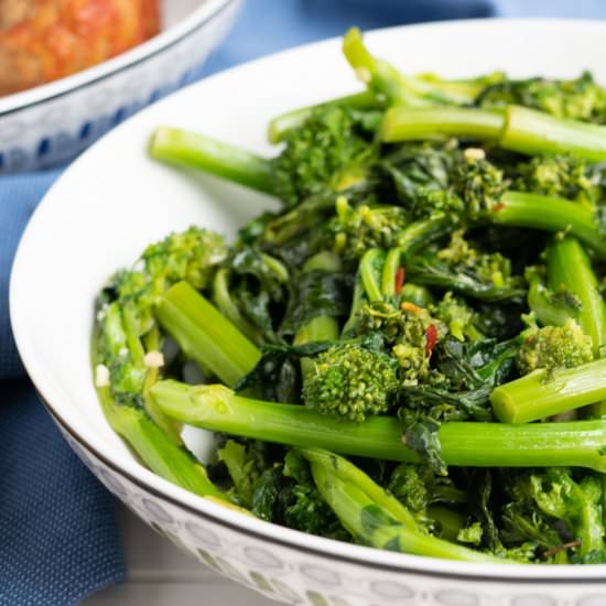 Sauteed Rapini (Broccoli Rabe)