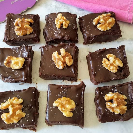 No Bake Salted Chocolate Brownies