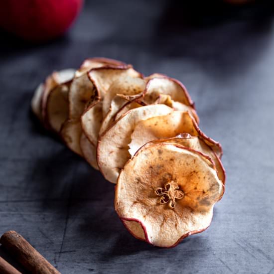 Cinnamon Baked Apple Chips