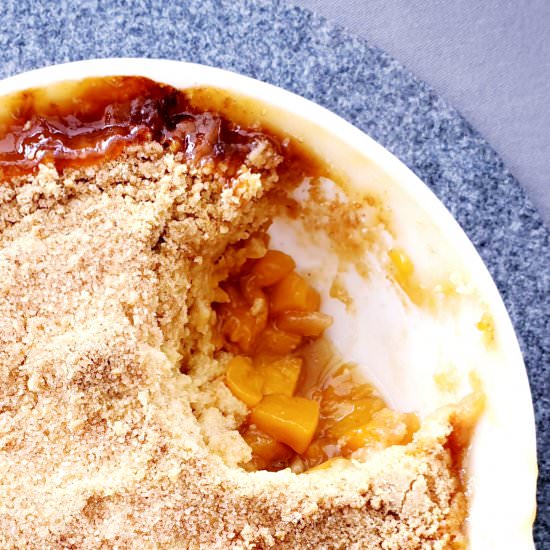 Peach & Ginger Crumble