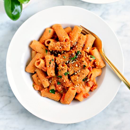 Rigatoni with Tomato Cream Sauce