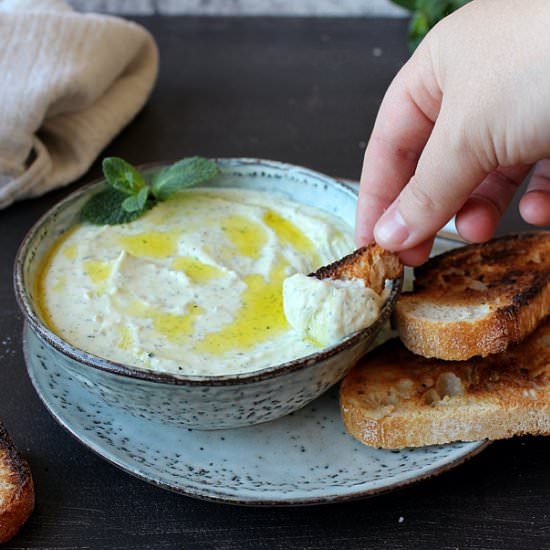 Goat cheese, lemon & mint dip