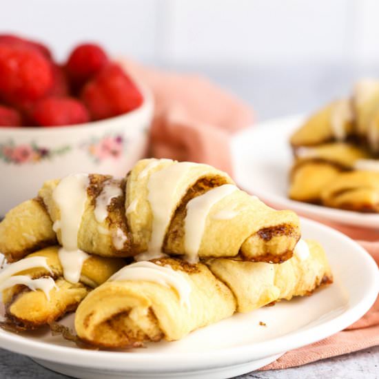Cinnamon Roll Crescents