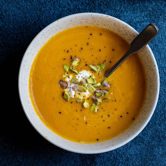 Carrot Ginger Soup with Crème