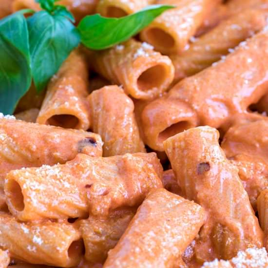 Pasta with Vodka Sauce