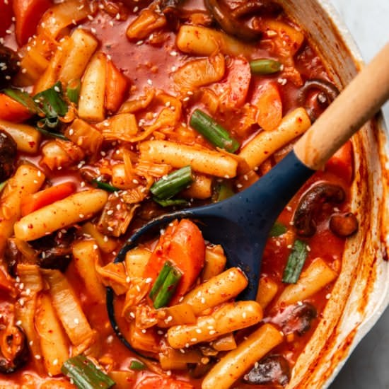 Vegan Tteokbokki Korean Rice Cakes
