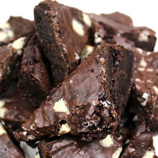 Chewy vegan brownies