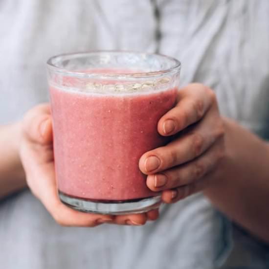 Protein Bean Strawberry Smoothie